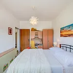 Sea View Marija Franic Apartman Slatine